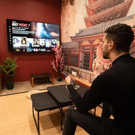 Capsule Japon - Jacuzzi - Netflix & Ecran Cinema - Xbox Appartement