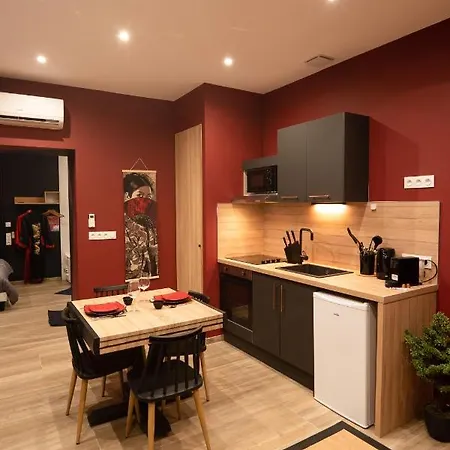 Appartement Capsule Japon - Jacuzzi - Netflix & Ecran Cinema - Xbox *